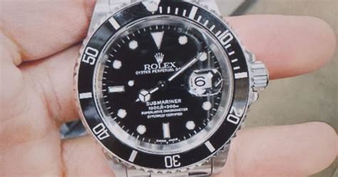 mi hanno beccato venduto rolex falso|How to Spot a Fake Rolex, According to an Expert .